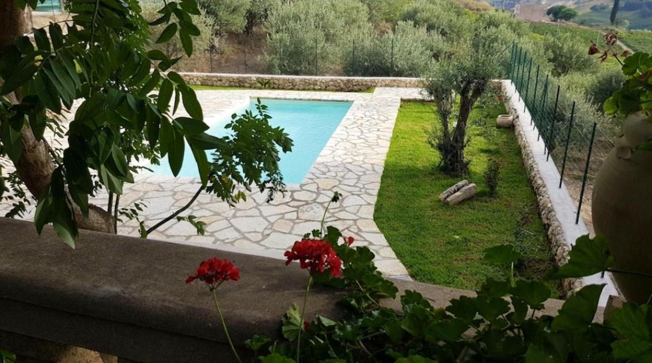Elegant Villa Trapani + Pool Salemi ภายนอก รูปภาพ